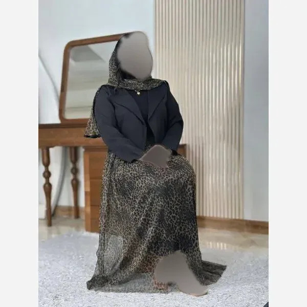 ست سه تیکه زنانه مدل سلین شامل کت مازراتی دامن و شال تور رنگ نسکافهای فری سایز