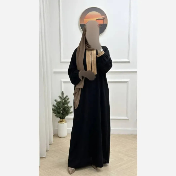 پیراهن زنانه مدل طلاکوب ویژه محرم جنس الیزه رنگ مشکی فری سایز