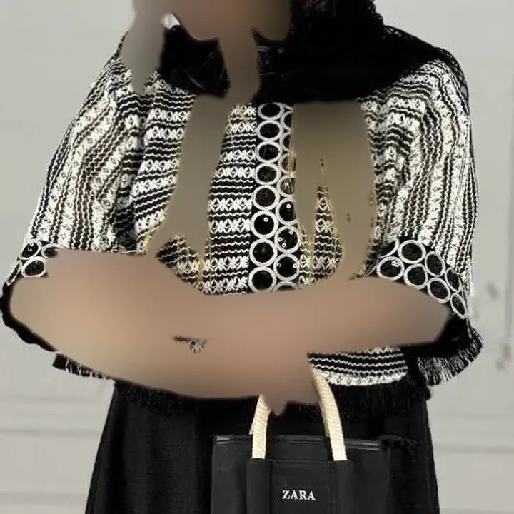 ست کراپ و سارافون زنانه مدل قلاب بافی و شانتون رنگ مشکی فری سایز 38 تا 48