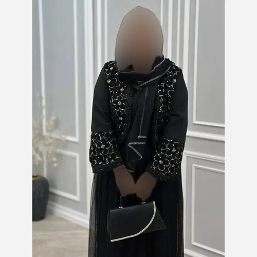 ست سه تیکه زنانه مدل شهرزاد شامل کت و دامن و شال جنس مازراتی مشکی سایز فری 36 تا 46
