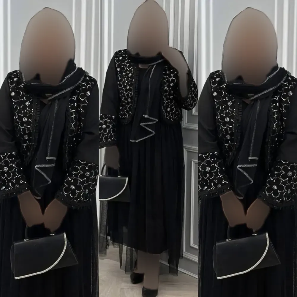 ست سه تیکه زنانه مدل شهرزاد شامل کت و دامن و شال جنس مازراتی مشکی سایز فری 36 تا 46