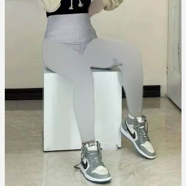 لگ شاین زنانه جنس میکروفیبر رنگ طوسی کمر گنی قد 90 سایز M