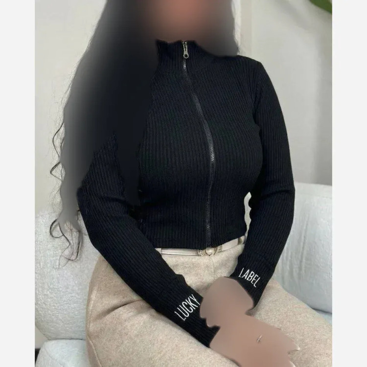 بلوز زنانه فانریپ مدل چشمک زیپدار آستین فینگردار رنگ مشکی فری سایز