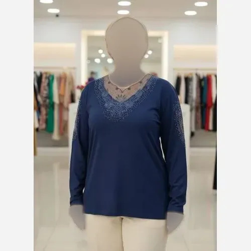 شومیز مجلسی زنانه مدل مهگل گیپوری نگین دار جنس ویسکوز فری سایز 38 تا 50