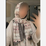 شال نخی منگولهدار قواره بزرگ 190 در 70 سانتیمتر