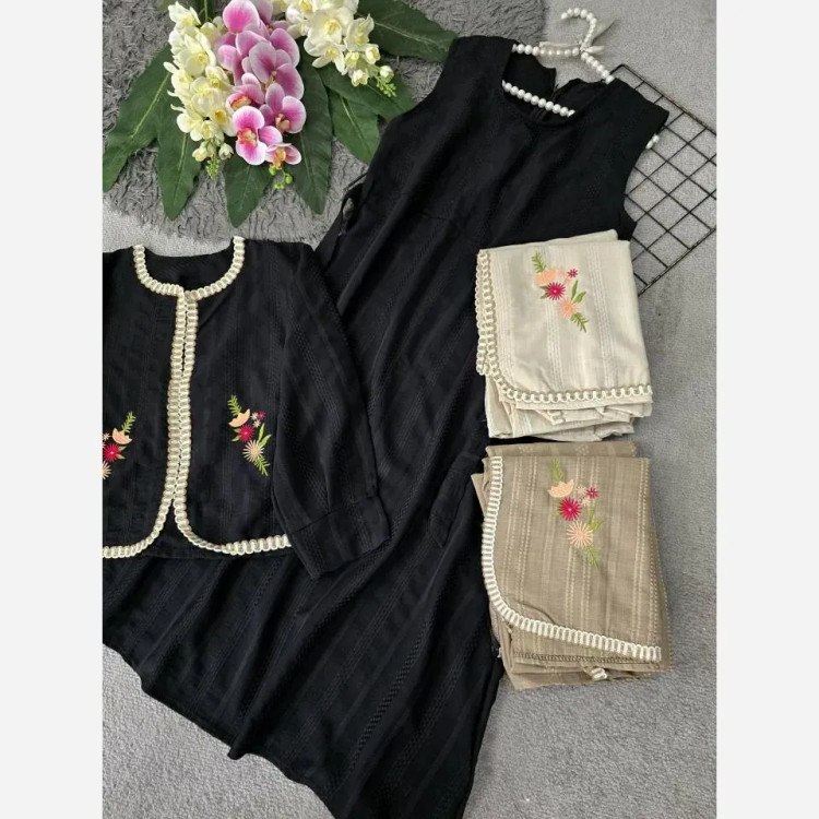 ست کت و سارافون گلدوزی مدل کوکی فری سایز 36 تا 46