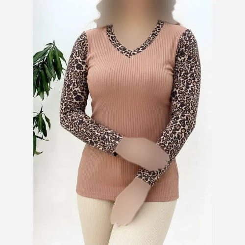 بلوز زنانه مدل بهکامه جنس فانریپ کش یقه گرد فری سایز 36 تا 44