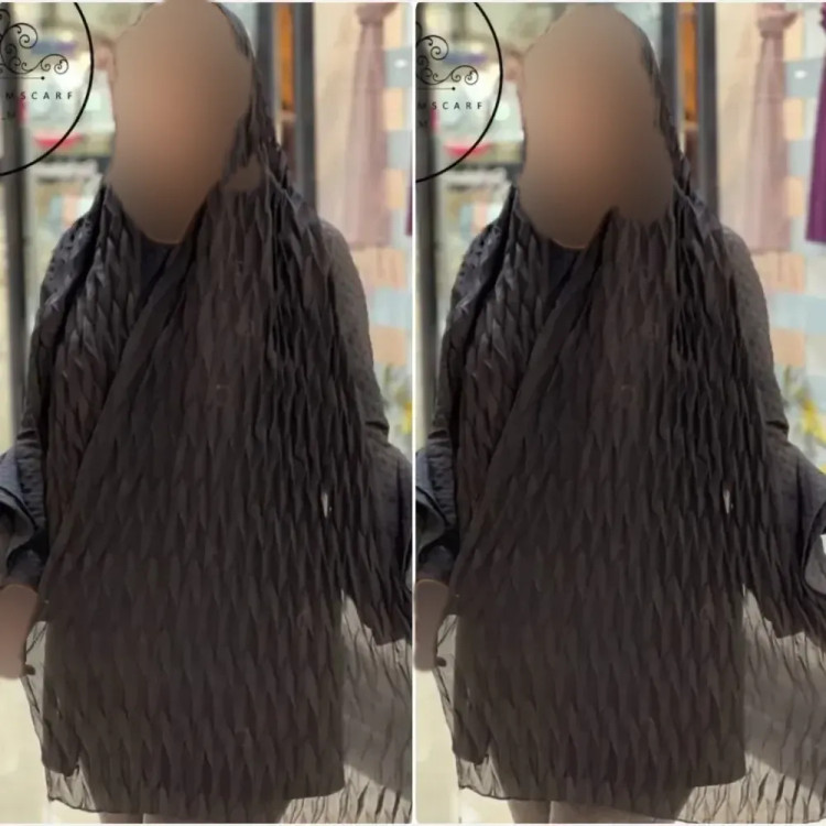شال نخی سه بعدی مشکی سبک و خنک ابعاد 50 در 210 سانتیمتر