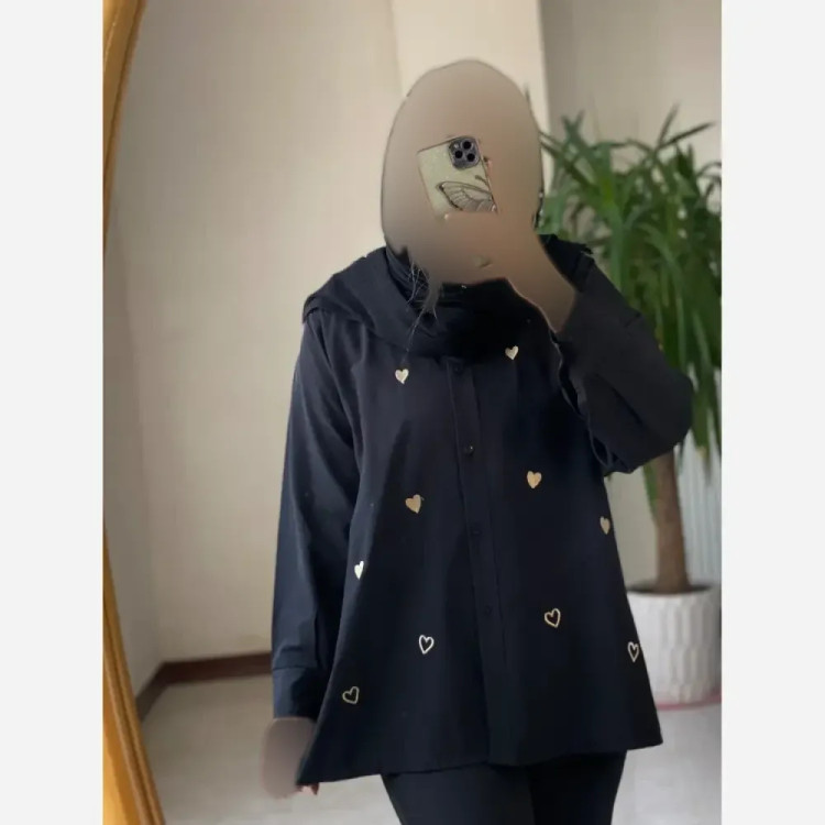 مانتو قوارهدار زنانه طرح قلب گلدوزی شده جنس ویسکوز نخ رنگ مشکی سایز فری 40 تا 48