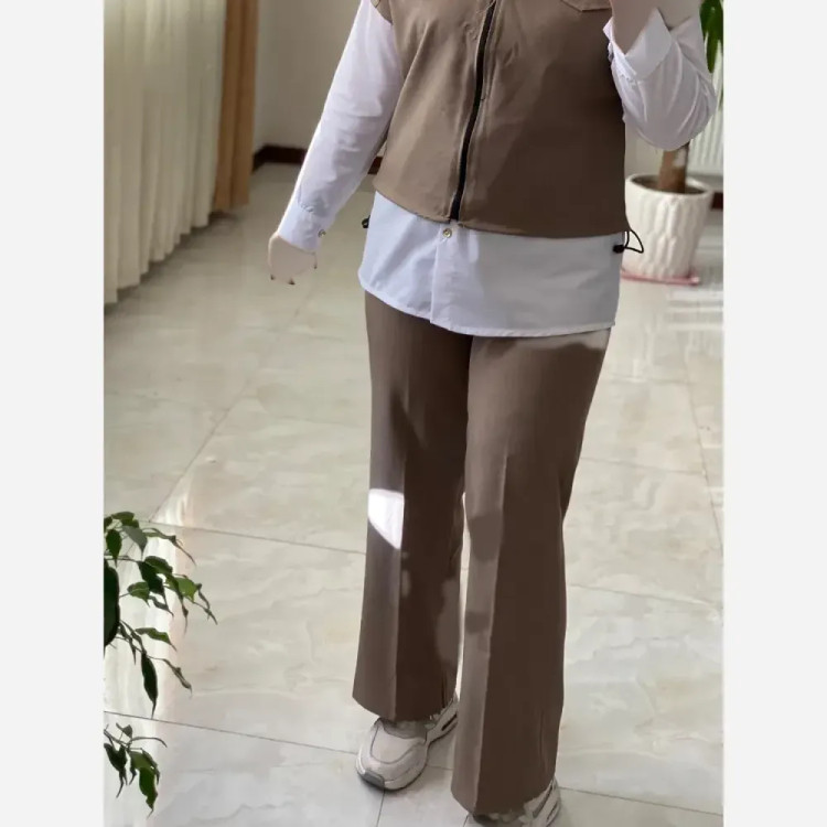 ست سه تیکه زنانه شامل وست و شلوار بزیاق و شومیز داکرون فری سایز