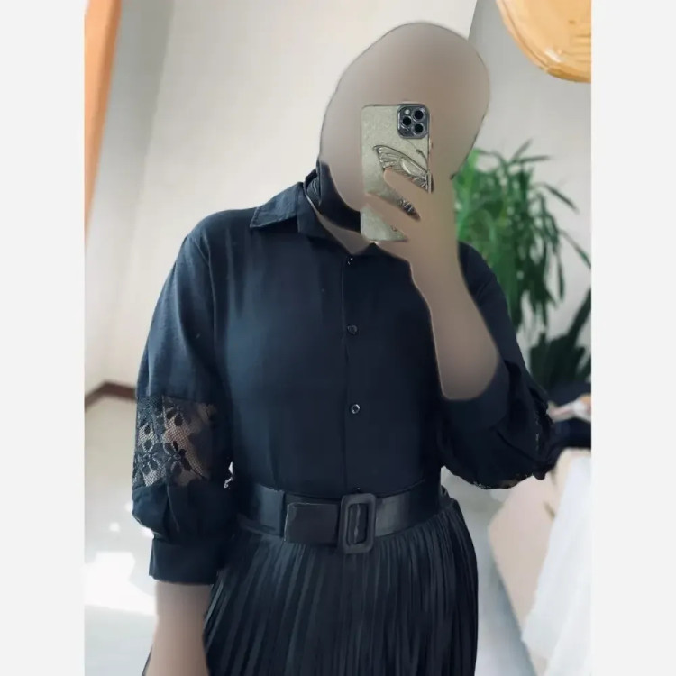 شومیز زنانه باکسی آستین تور جنس کرسپو رنگ مشکی فری سایز