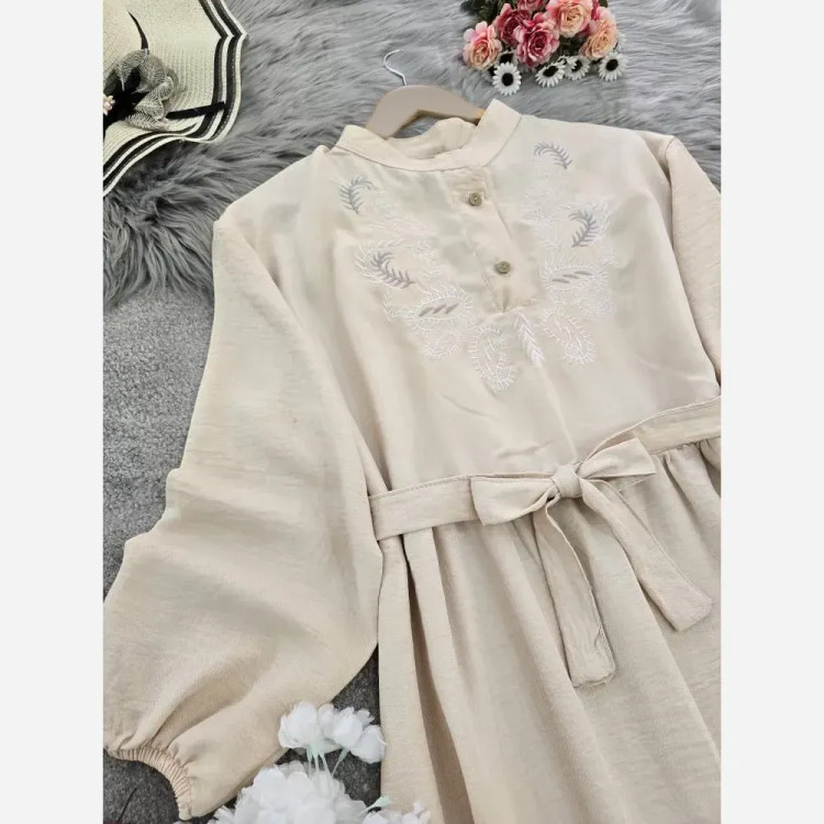 کفتان گلدوزی ترمه زنانه جنس شانتون فری سایز بلند مدل دکمه دار با کمربند