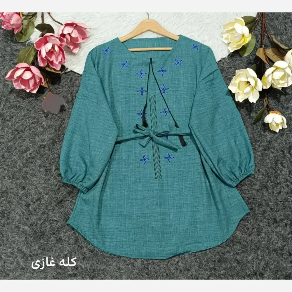 شومیز چاپی گلبرگ 124 جنس صوفیا درجه یک فری سایز 38 تا 48