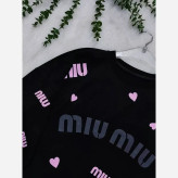 تیشرت باکسی زنانه طرح miu miu جنس نخ پنبه رنگ مشکی فری سایز تا 50
