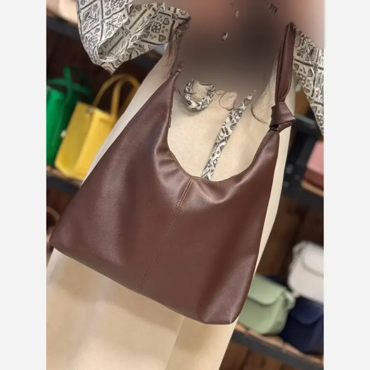 کیف دوشی لش بزرگ دسته گره ای چرم شرانگ مدل دانشجویی پینترستی به همراه کیف کوچک