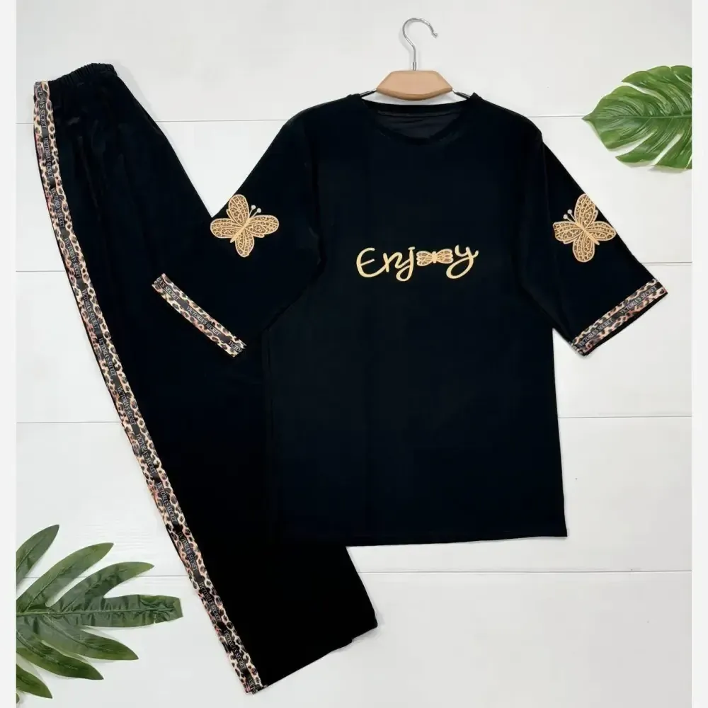 ست تیشرت و شلوار زنانه مدل enjoy جنس اسپان گلکسی رنگ مشکی فری سایز 38 تا 46