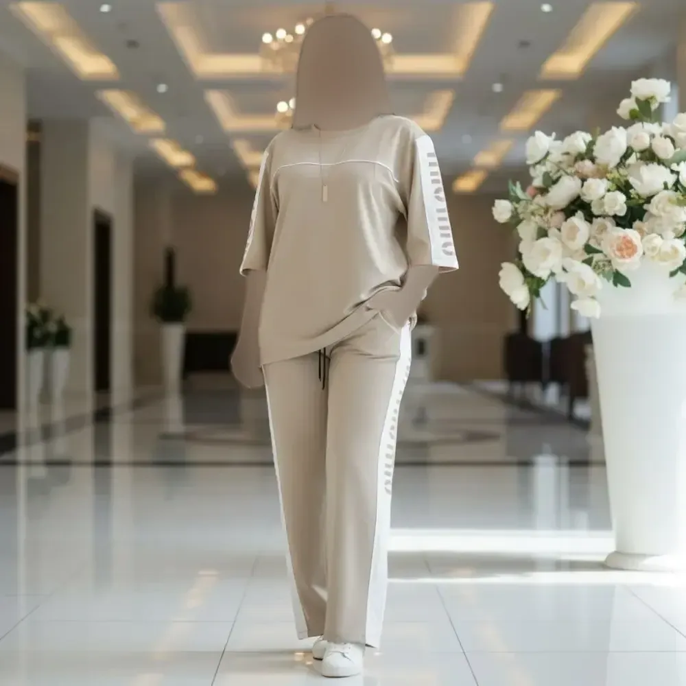 ست تیشرت و شلوار زنانه جنس گلکسی پنبه درجه یک سایز فری مناسب 38 تا 48