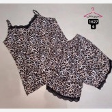 تاپ شورتک زنانه سایز بزرگ گیاهی مدل توردار مناسب سایز 46 تا 60
