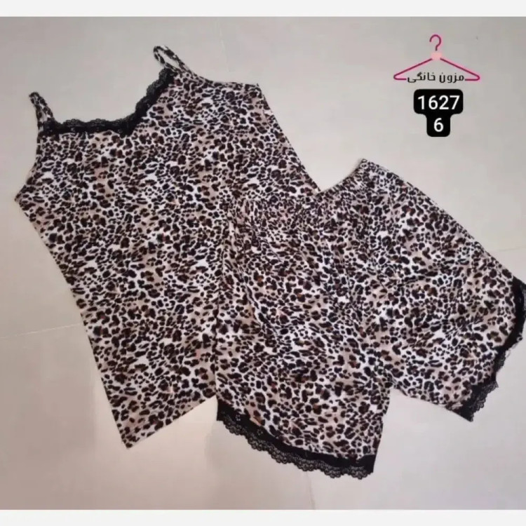 تاپ شورتک زنانه سایز بزرگ گیاهی مدل توردار مناسب سایز 46 تا 60