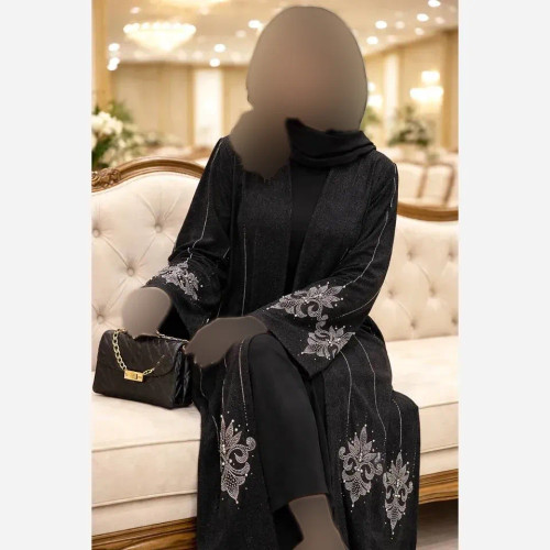 پیراهن زنانه کرپ لمه مجلسی مشکی با خرجکار نگین و مروارید پانچی سایز 38 تا 52