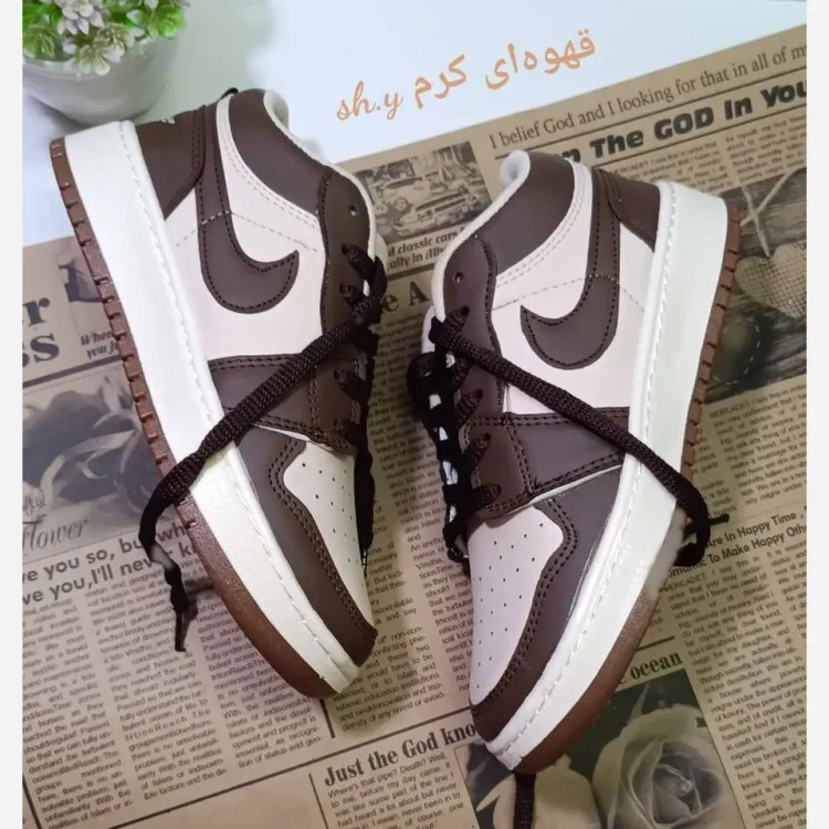 کفش کتانی جردن نایک زنانه جنس چرم حولهای با کفی طبی و زیره پیو رابر