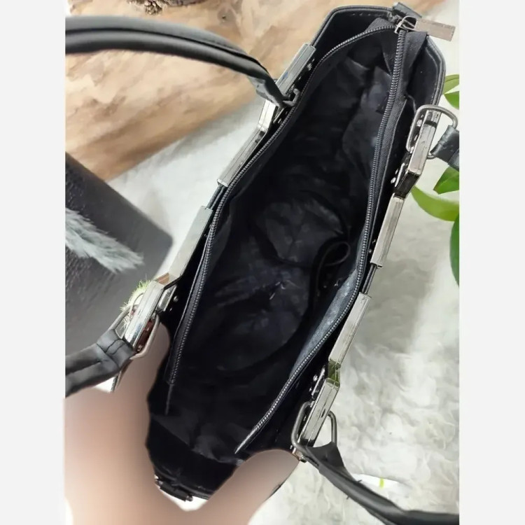 کیف دستی و دوشی زنانه مدل مانا جنس چرم صنعتی درجه یک ابعاد 25 در 27 سانتیمتر
