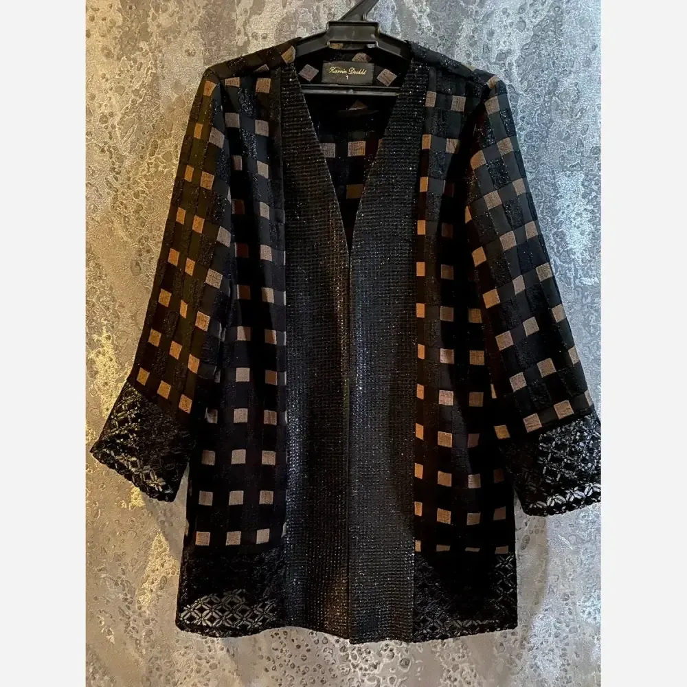 کت زنانه مجلسی ژاکارد طرحدار پنل شاین و گیپور مزونی