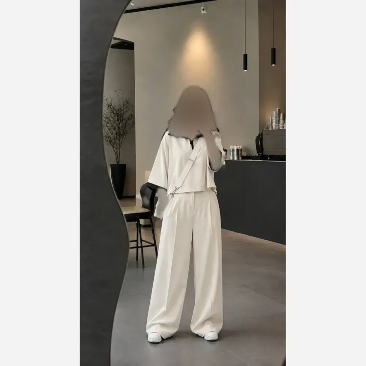 ست پلوشرت و شلوار زنانه مدل نیلو کرپ مازراتی وارداتی درجه یک فری سایز
