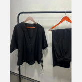 ست تک دکمه کرپ مازراتی وارداتی درجه یک رنگ مشکی سورمه ای قهوه ای نسکافه ای فری سایز 38 تا 46