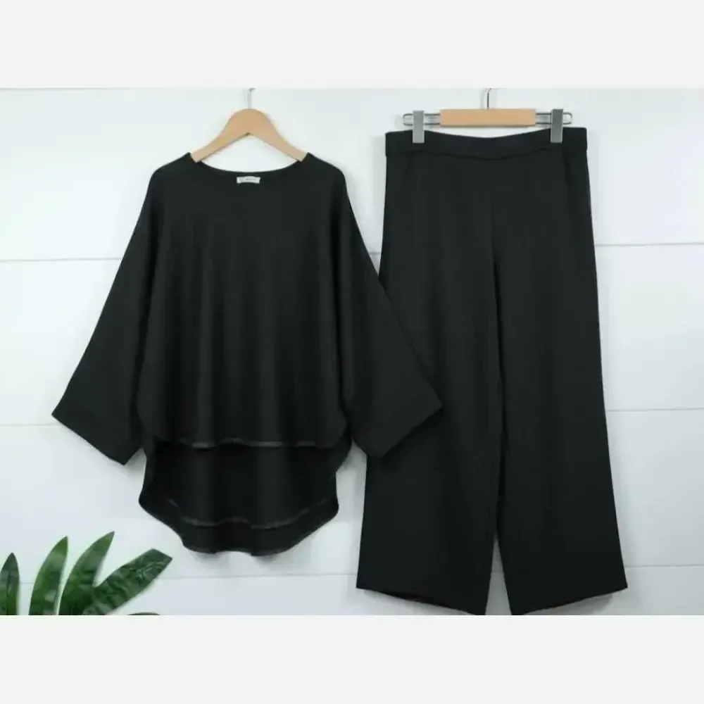 ست شومیز و شلوار زنانه شانتون فری سایز 38 تا 48 در رنگ های مشکی، نسکافه ای، کرم، سبز و آبی