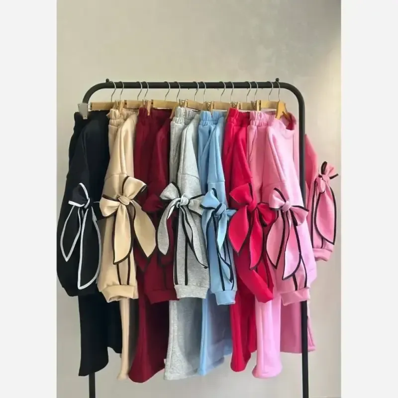 ست هودی و شلوار دورس حوله ای تو کرکی زنانه فری سایز