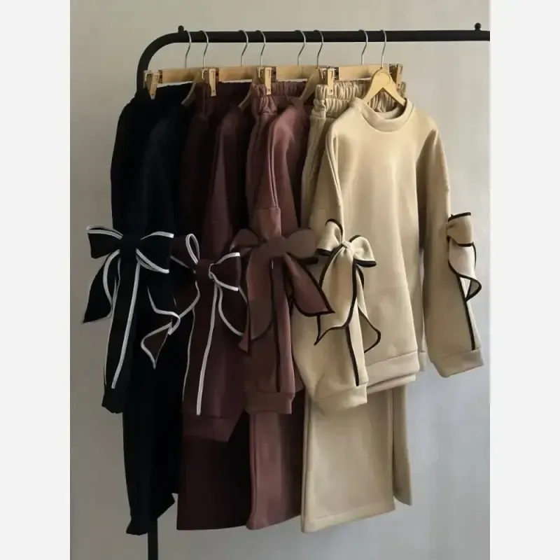 ست هودی و شلوار دورس حوله ای تو کرکی زنانه فری سایز