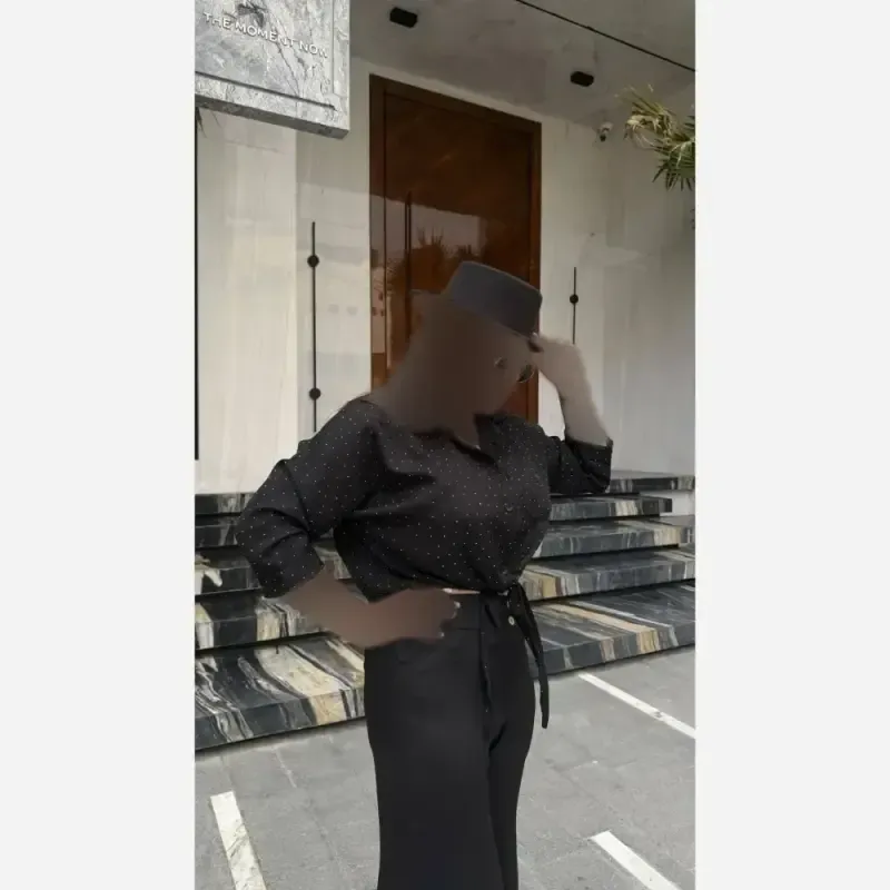 شومیز جلوگره ای مدل بهارناز پارچه صوفیا نگینی فری سایز