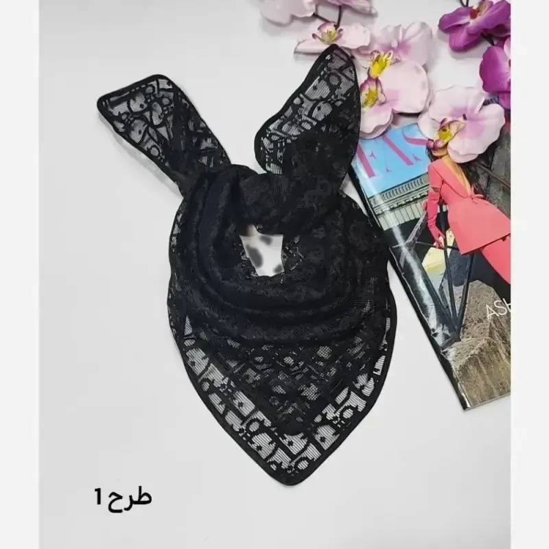 مینی اسکارف توری طرحدار مشکی ابعاد 70 در 70 جنس تور طرحدار
