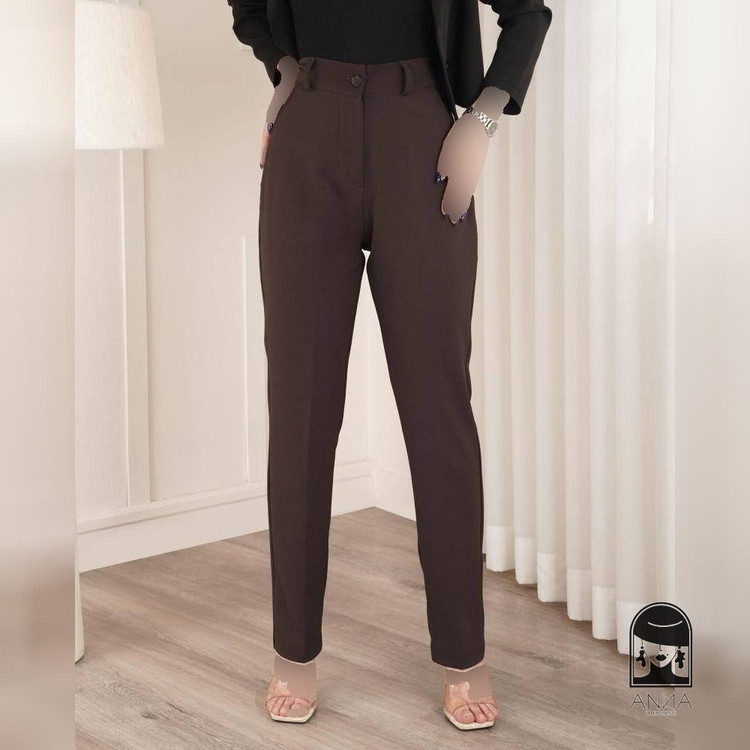 شلوار زنانه مدل راسته کرپ جنس کرپ دابل گرم بالا سایز ۴۲ تا ۵۴
