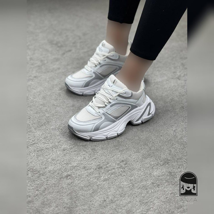 کتونی زنانه مدل قلبی الو جنس چرم و حوله ای و تنفسی سایز 37 38 39 40