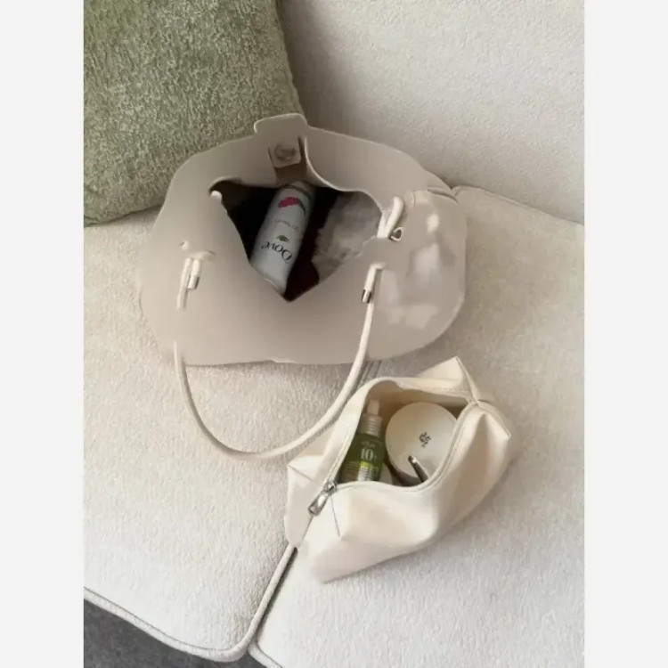 کیف زنانه جیر تک قیطونی پاییزه با کیف آرایشی