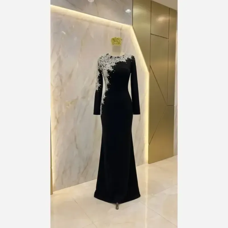 پیراهن مجلسی زنانه بلند کرپ دالقیچ کاپدار مشکی سایز بزرگ