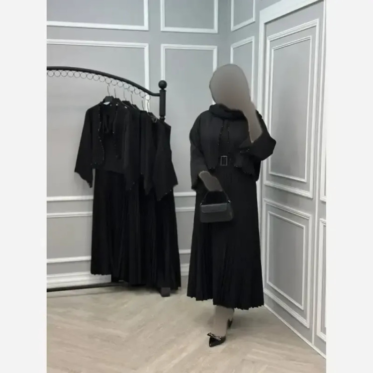 ست سه تیکه نیلسا سارافون و کت و کمربند مشکی فری سایز