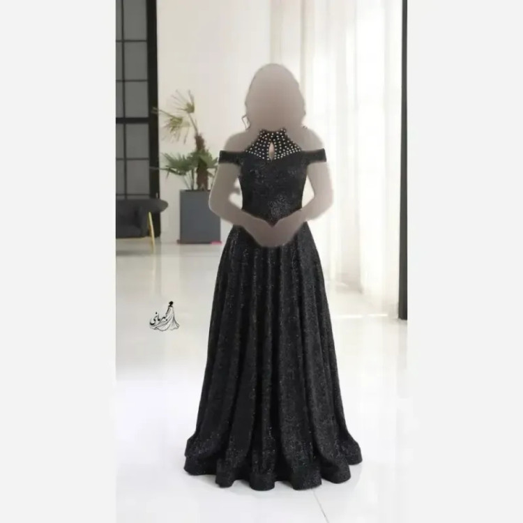 پیراهن مجلسی زنانه دانتل چمنی مشکی کاپدار نگین دار سایز 38 تا 52