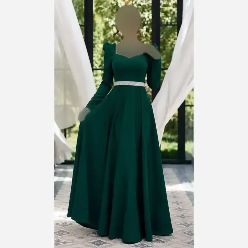 مانتو سیمین جنس کرپ مازراتی قد 150 رنگ مشکی و سبز سایز 38 تا 50