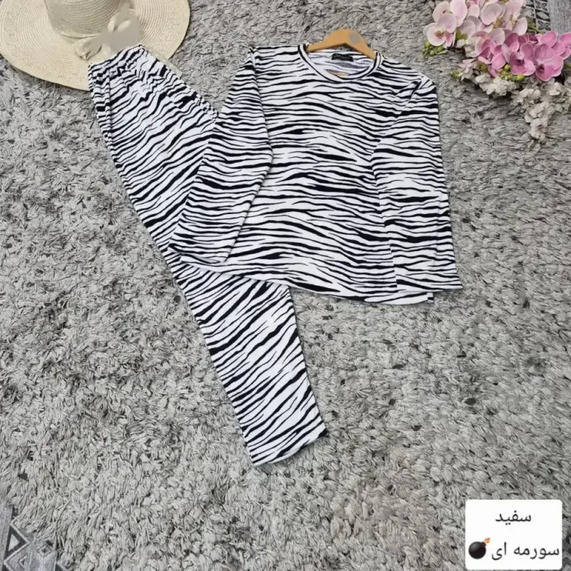 ست بلوز و شلوار مخمل زنانه مدل زبرا فری سایز