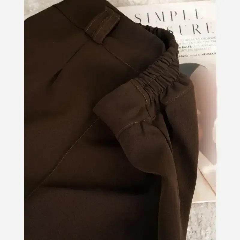 شلوار نیم بگ زنانه پارچه مازراتی رنگ مشکی و سورمه ای و قهوه ای پشت کمر کش