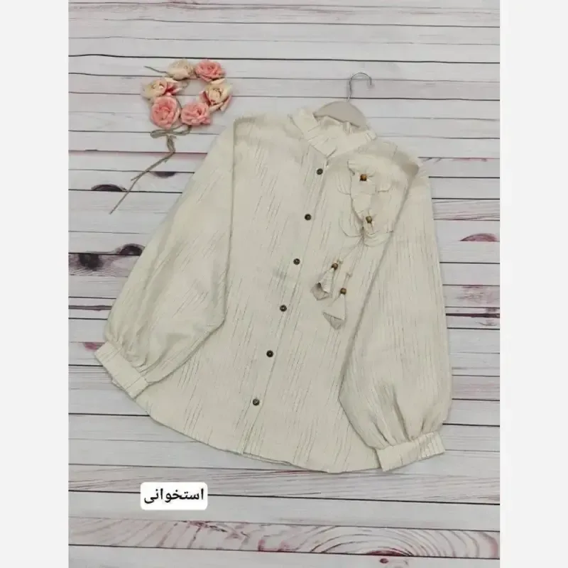 شومیز مجلسی مریم شانتون کنفی لمه دار آستین عروسکی گل برجسته سایز بزرگ فری سایز