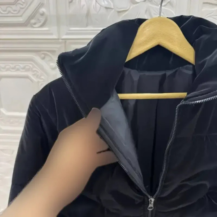 کاپشن رزیتا سیلیکونی پشم شیشه گرم بالا مشکی فری سایز تا 44 قد 55