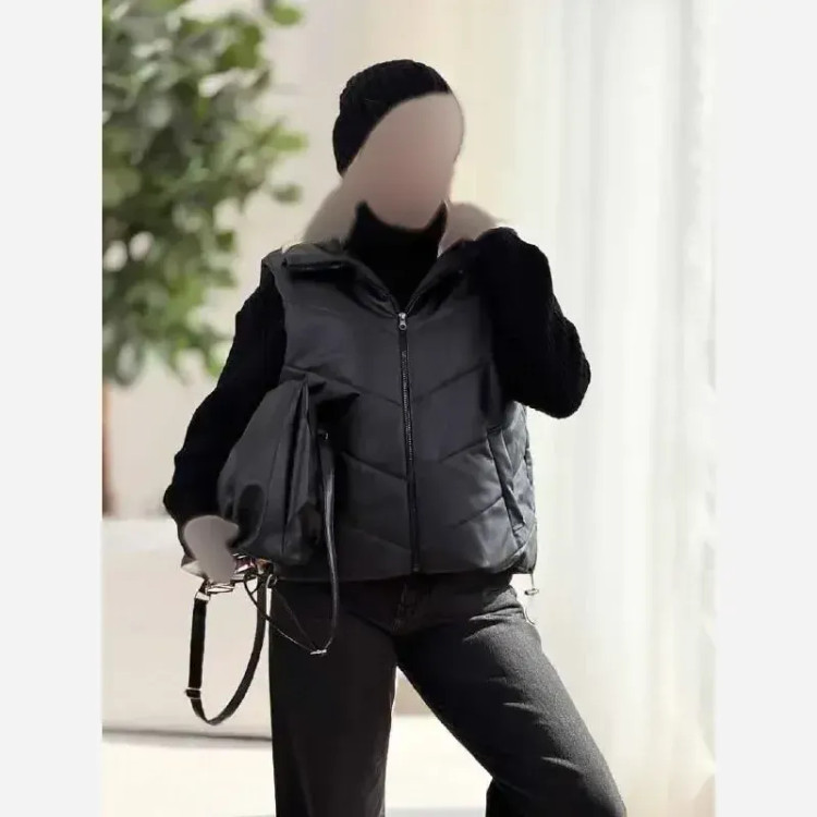 پافر چرم زنانه مشکی جنس چرم تیرکمونی پشم شیشه گرم بالا گتردار فری سایز تا 44