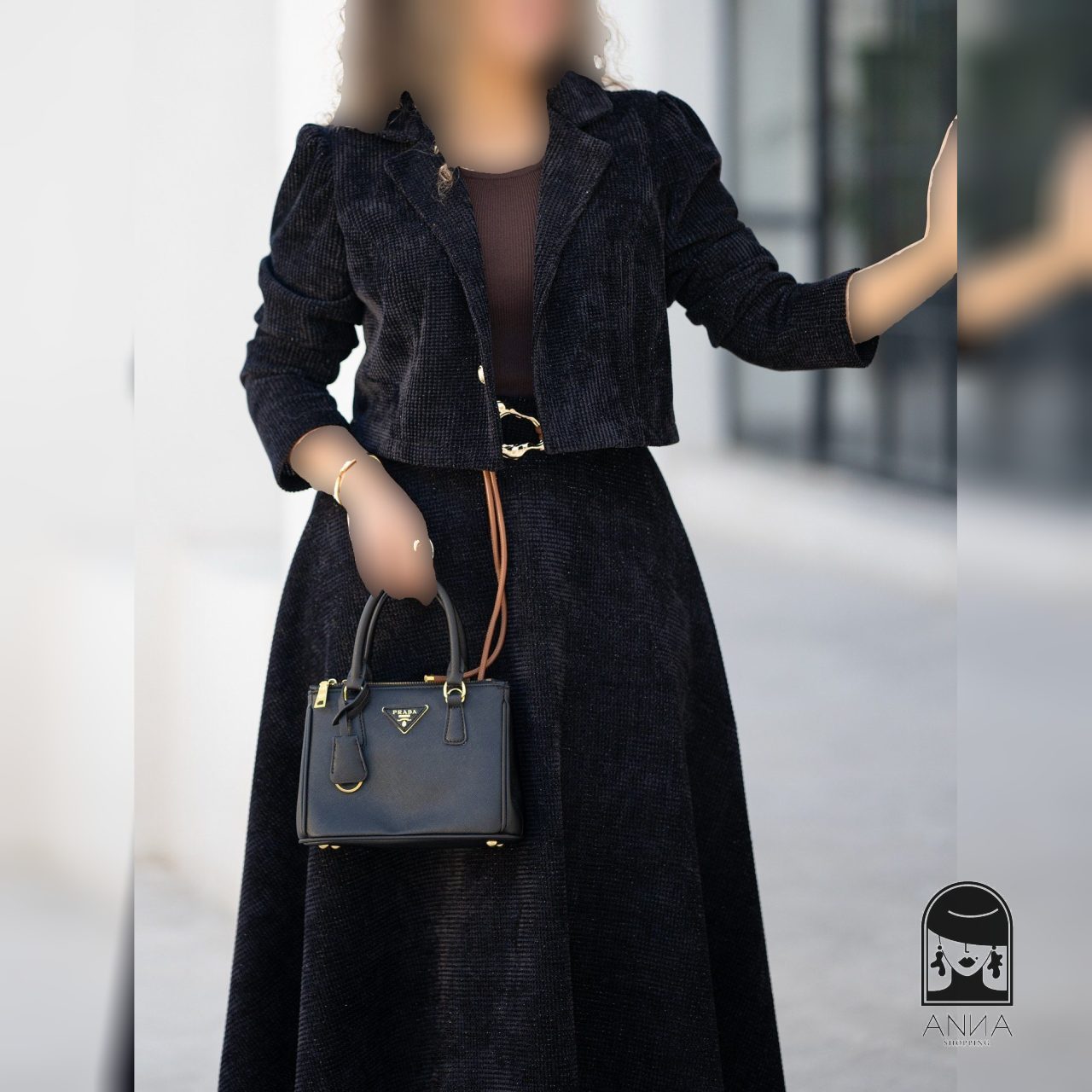 ست کت دامن زنانه مدل رعنا جنس مخمل کبریتی سایز ۱ تا ۲
