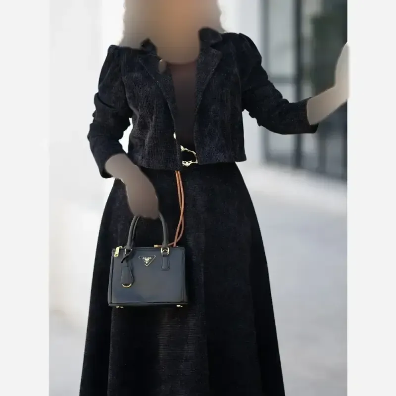 کت دامن مخمل کبریتی رعنا زنانه سایز بزرگ و معمولی
