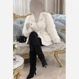 پالتو زنانه مدل لردا پارچه لمزور کنف رنگ سفید با خز ایتالیایی و مغزی مروارید سایز 1 و 2