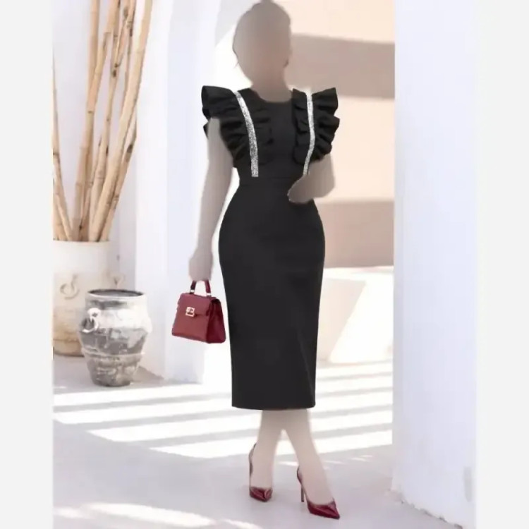پیراهن مجلسی زنانه مشکی جنس غواصی درجه یک آستین لمهدوزی شده قد 105